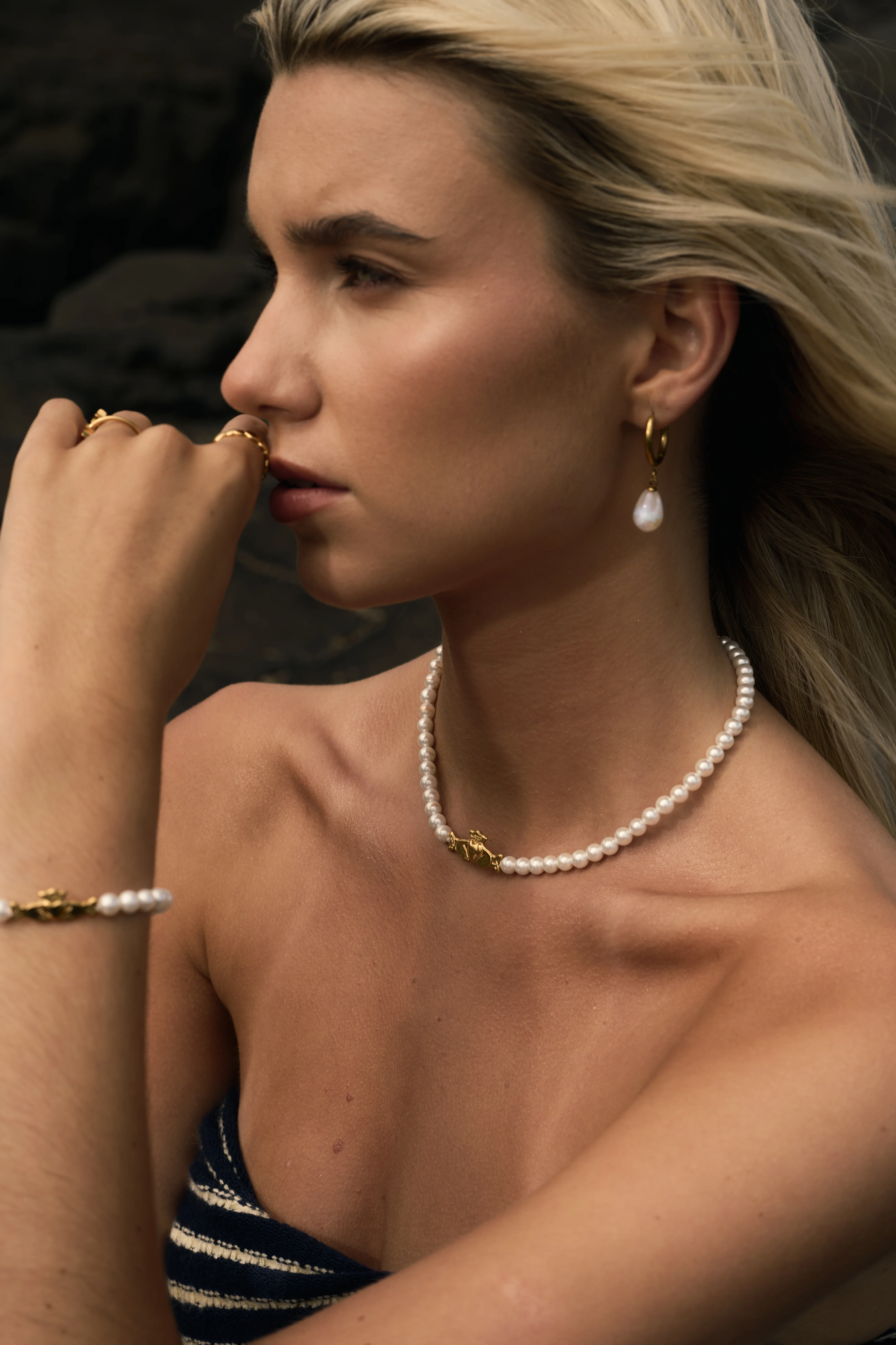 Claddagh Pearl Necklace - Image 4