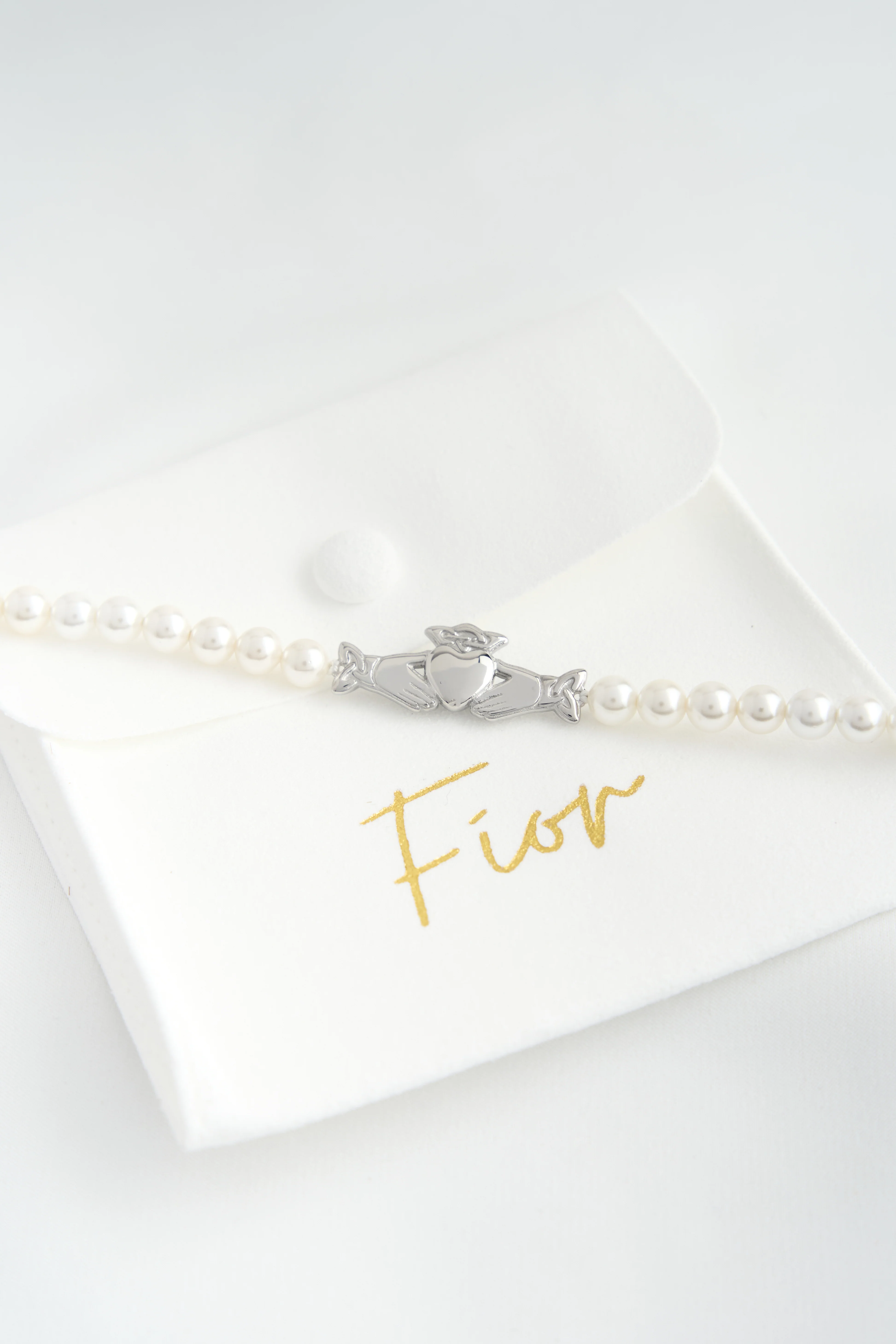 Claddagh Pearl Necklace - Image 9