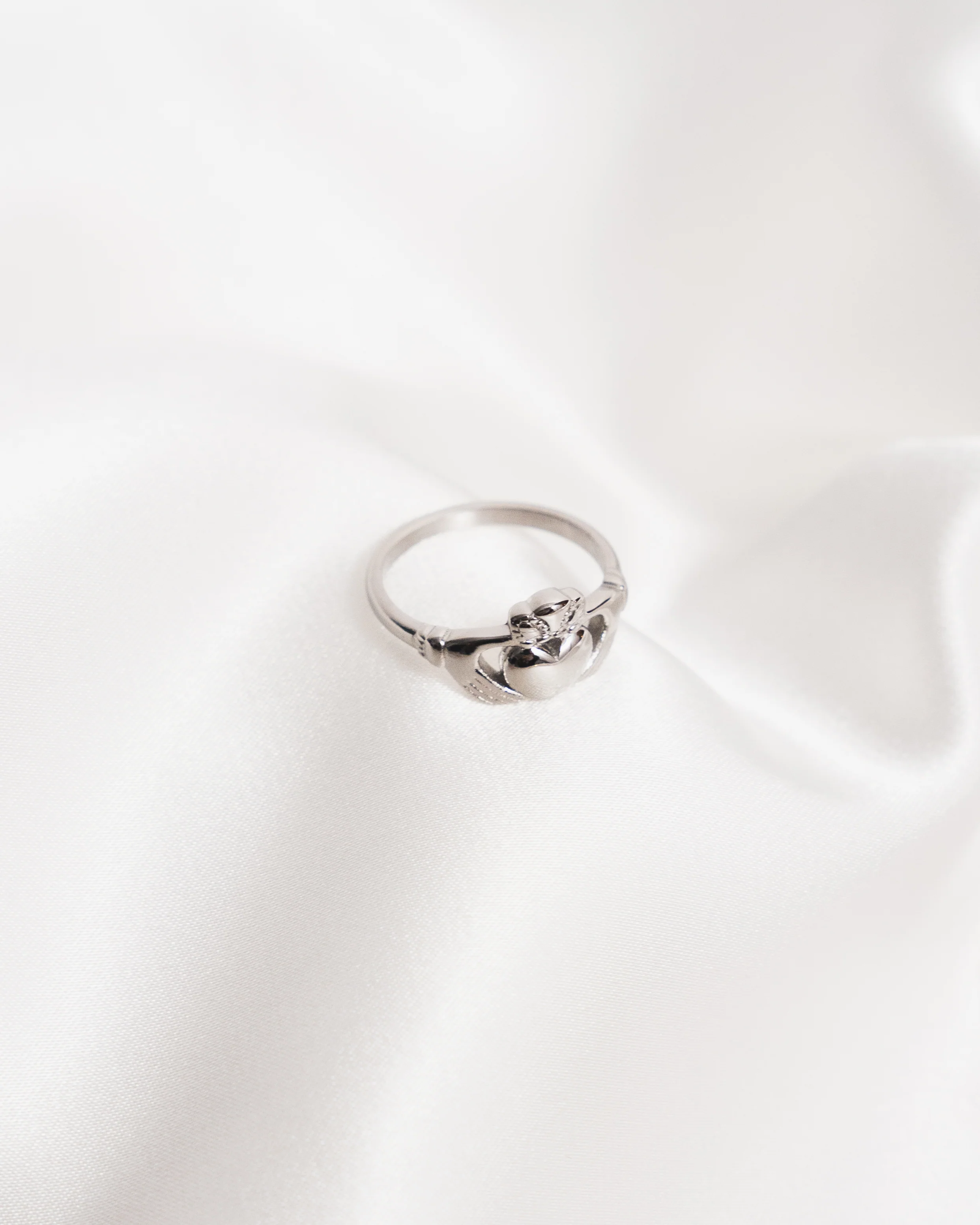 Classic Claddagh Ring - Image 5