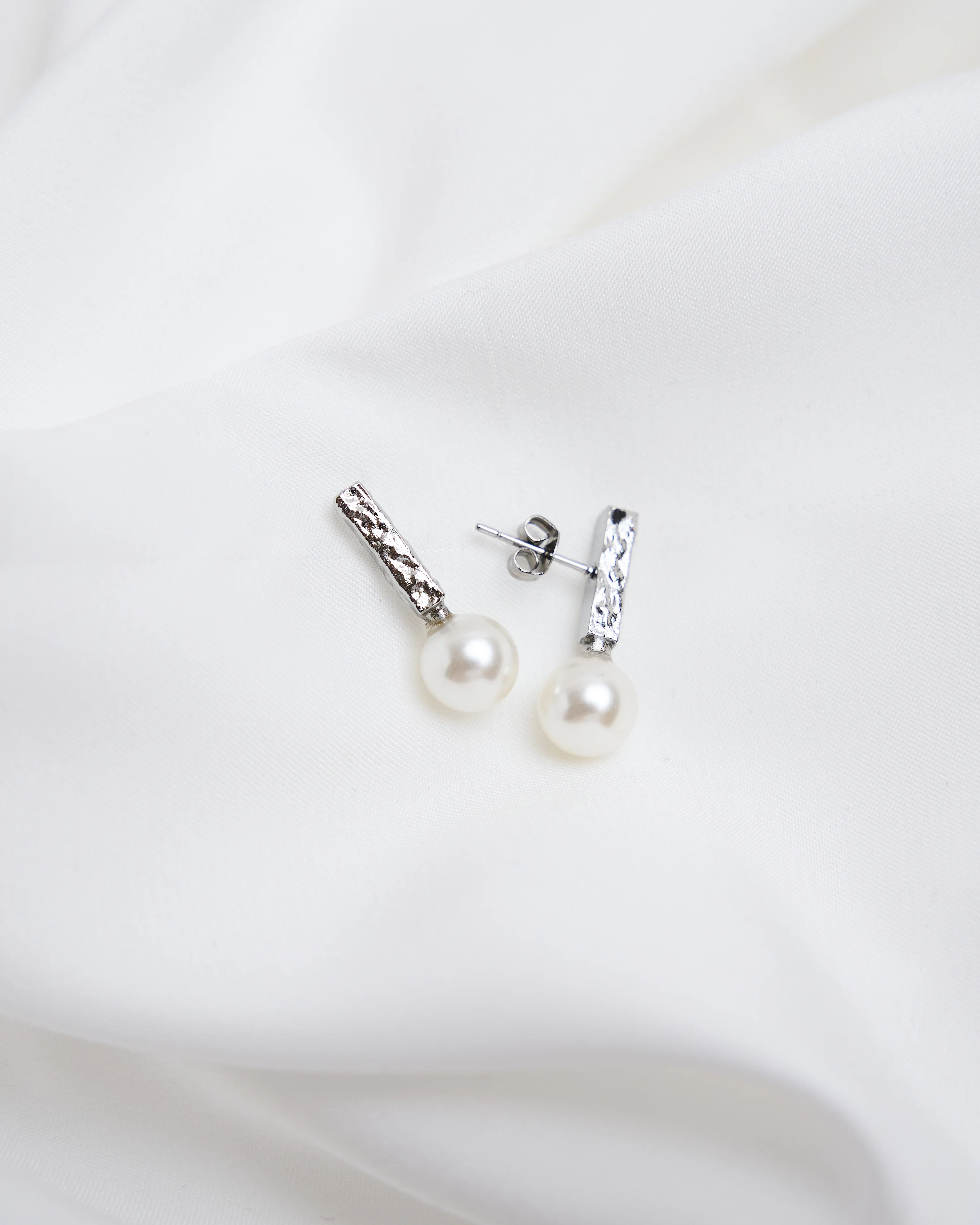 Crushed Pearl Earrings - Image 7