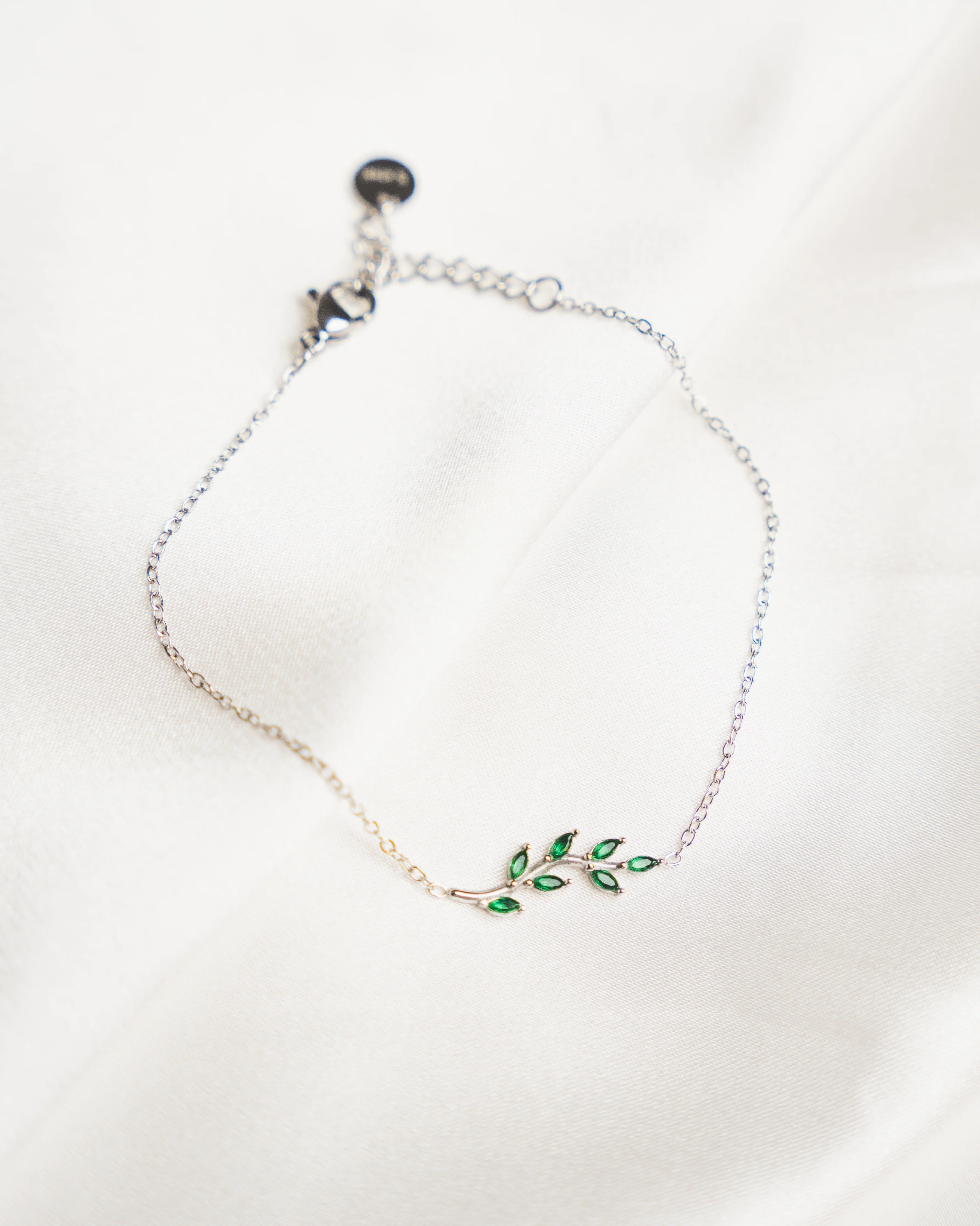 Emerald Leaf Bracelet - Image 3