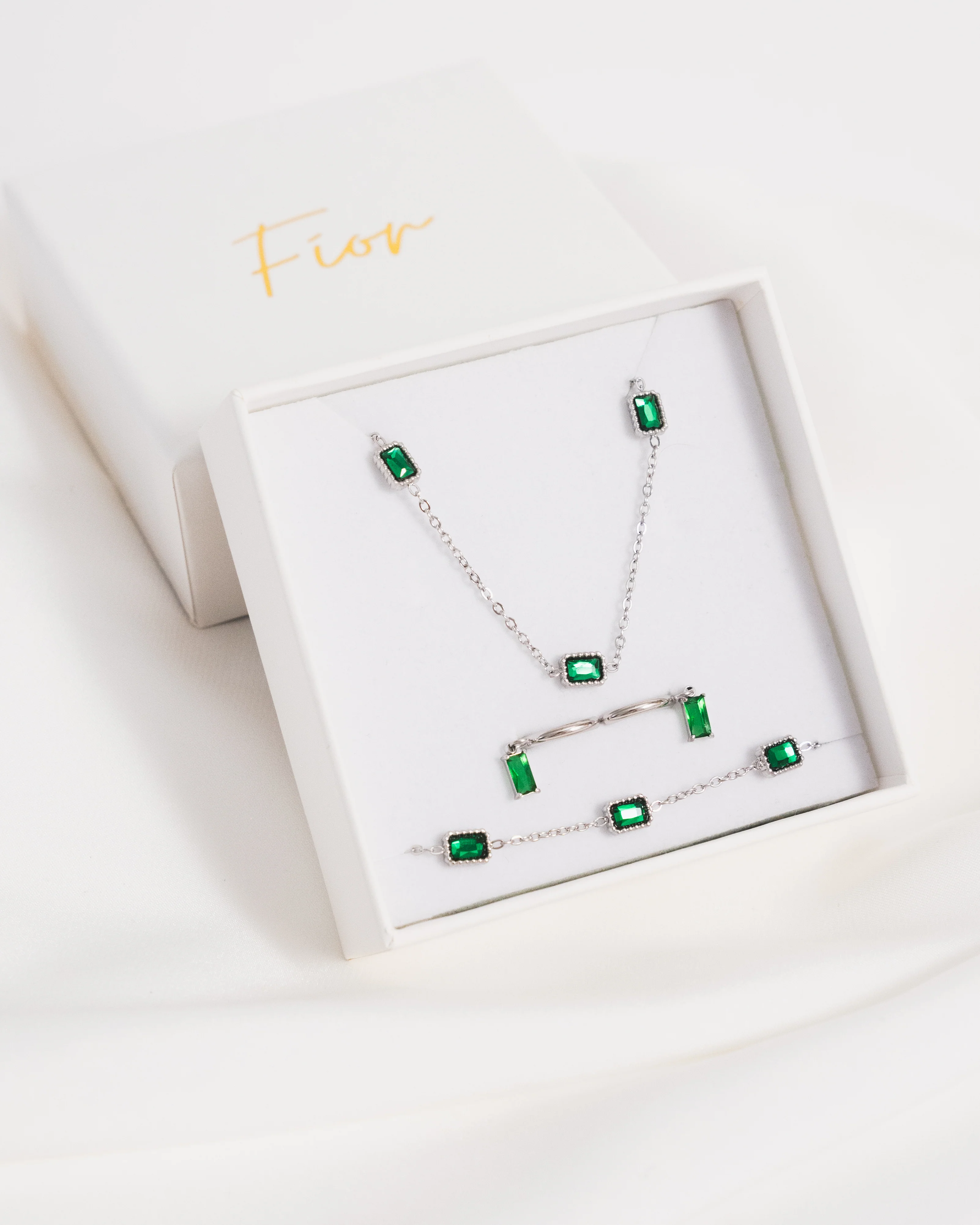 Emerald Set - Image 5