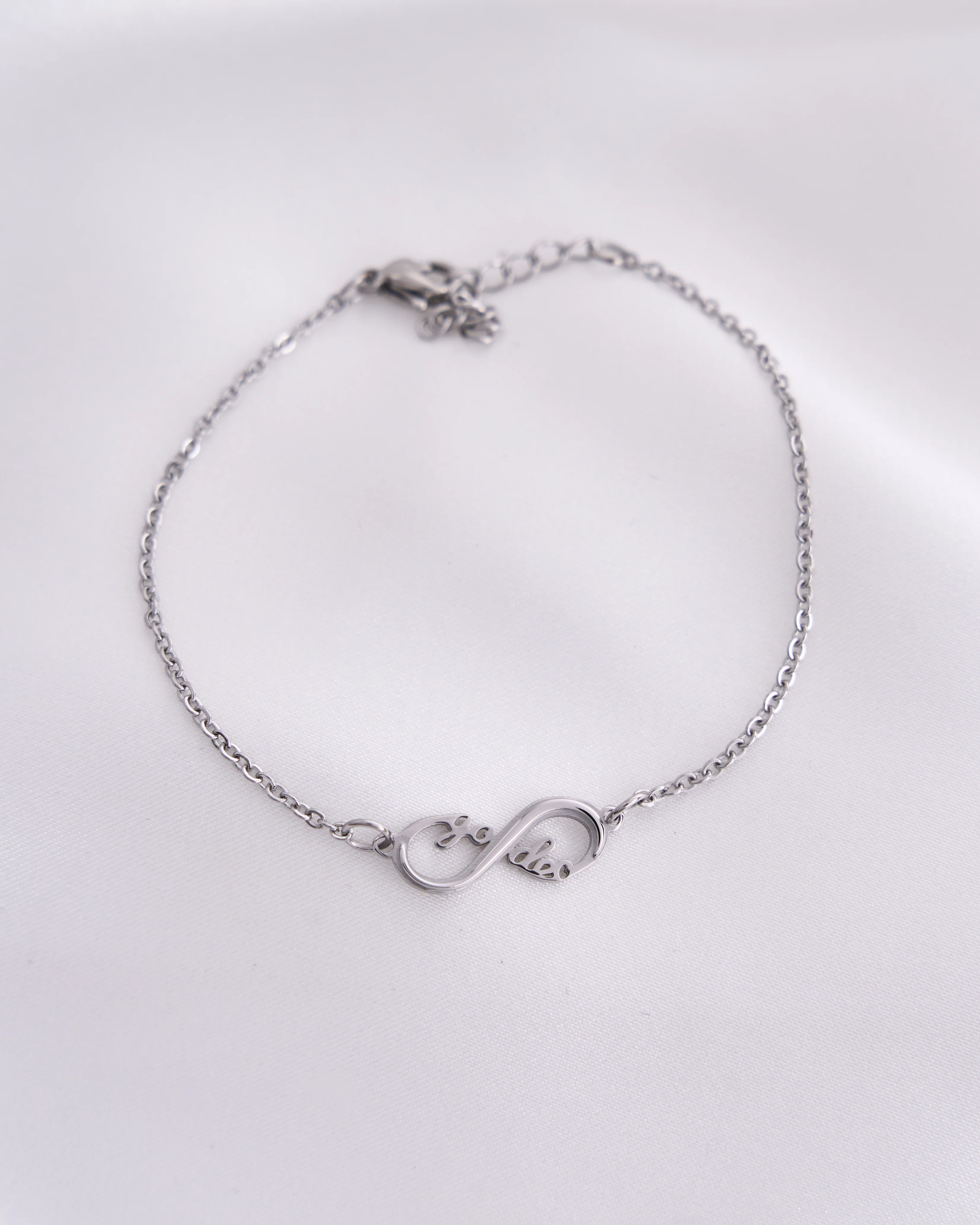 Go Deo Infinity Bracelet - Image 3