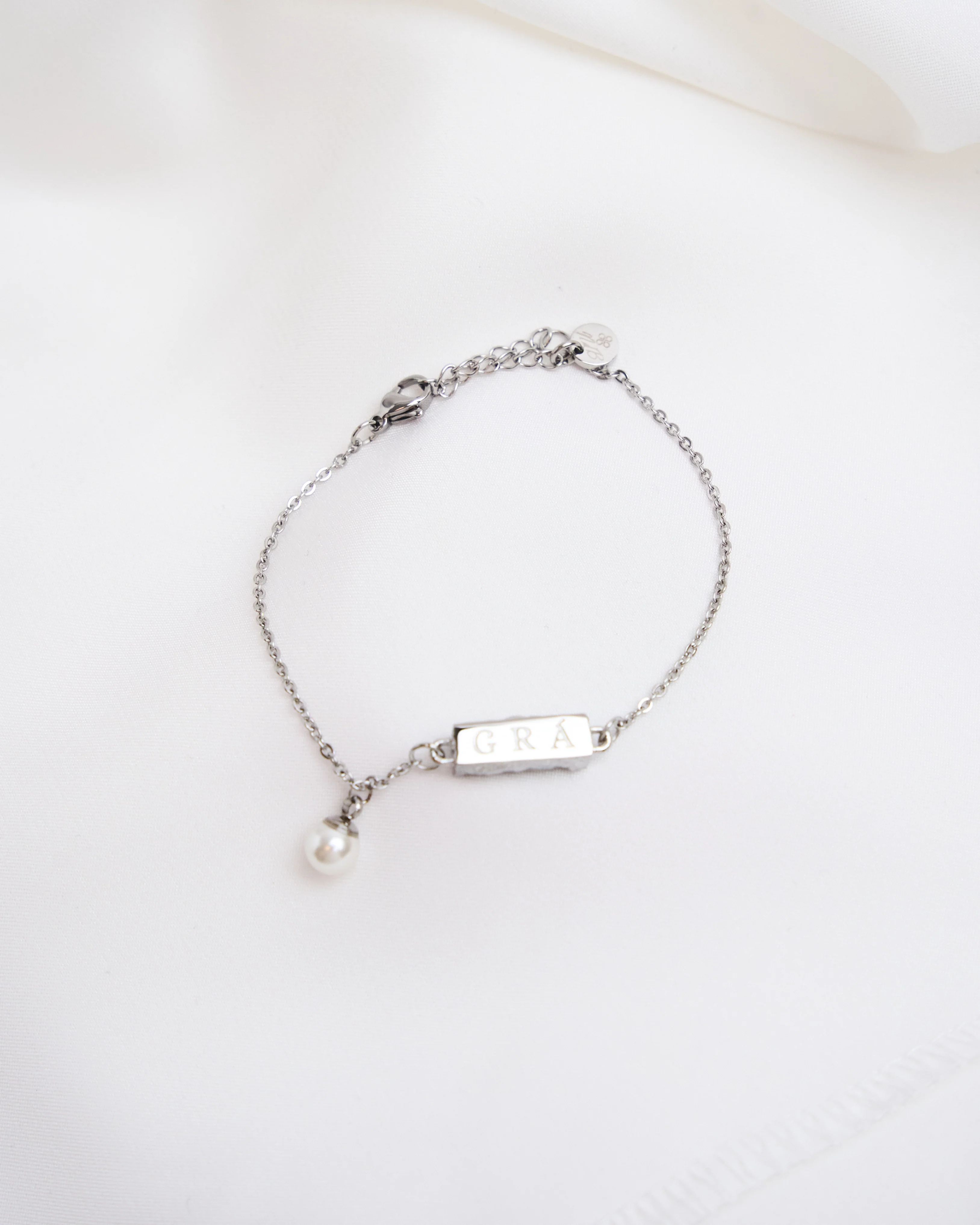 Grá Pearl Set - Image 11