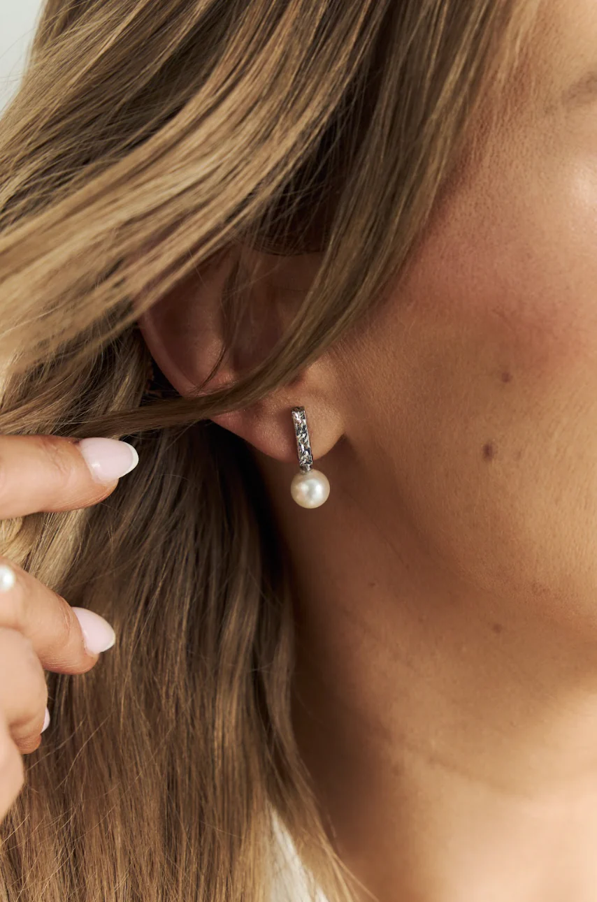Crushed Pearl Earrings - Image 6
