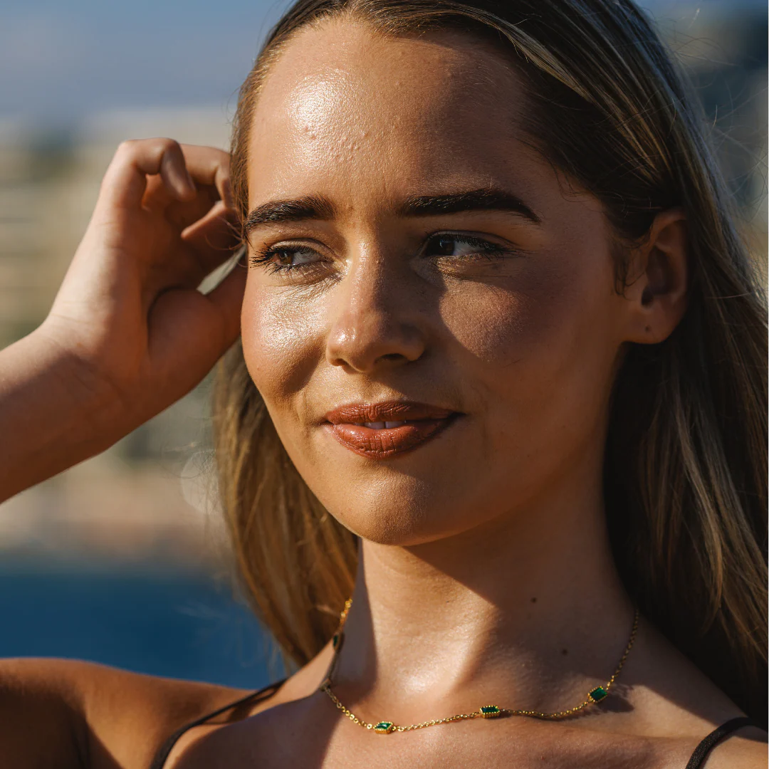 Irish Emerald Necklace - Image 3