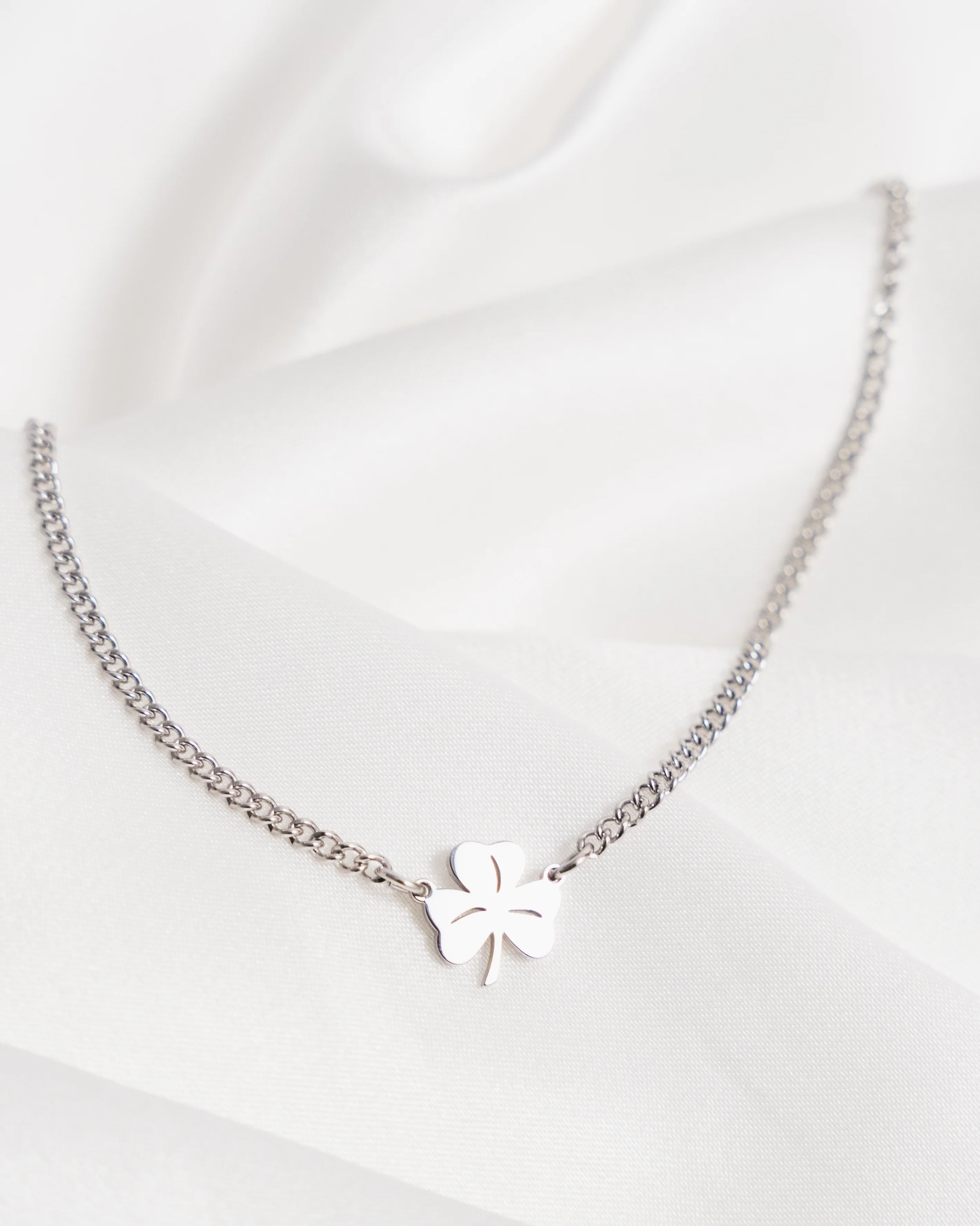Irish Shamrock Pendant Anklet - Image 4