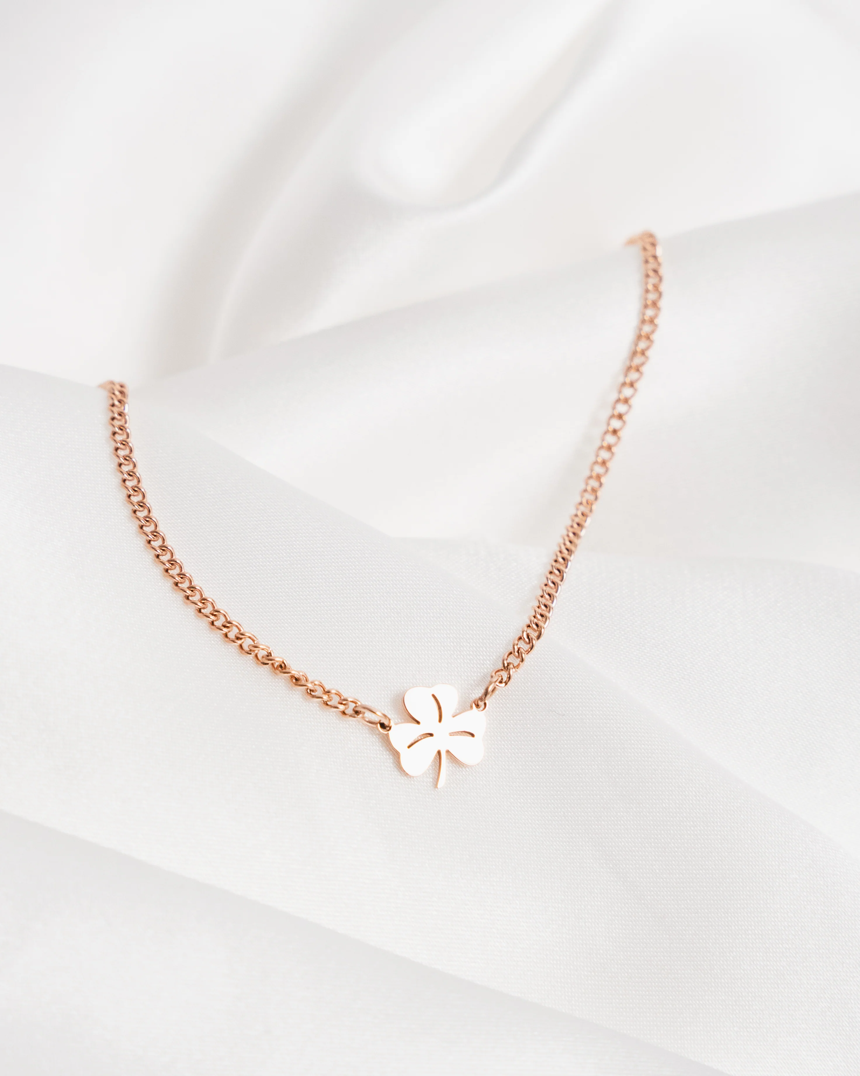 Irish Shamrock Pendant Anklet - Image 5